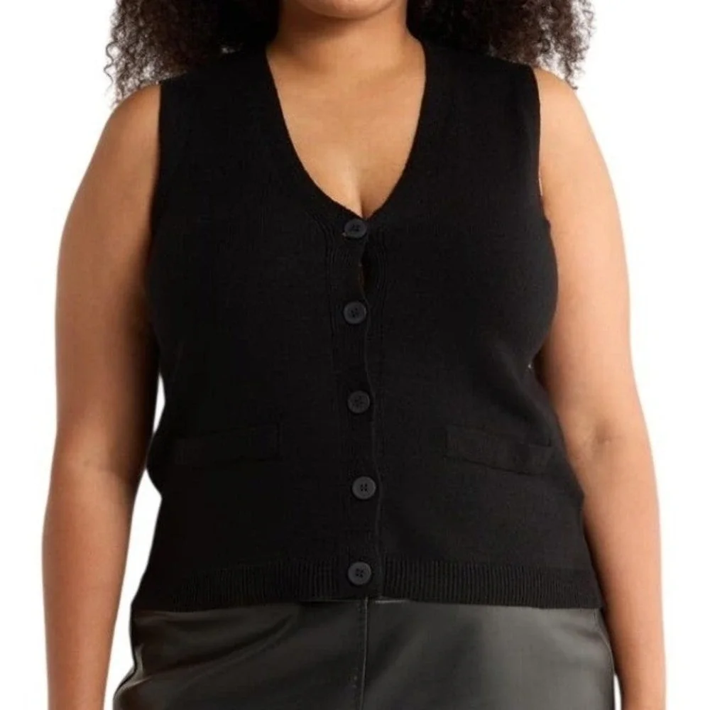 NWT‎ 2pk Max Studio V-Neck Button Front Knit Sweater Vests Black & Bone Plus 1X